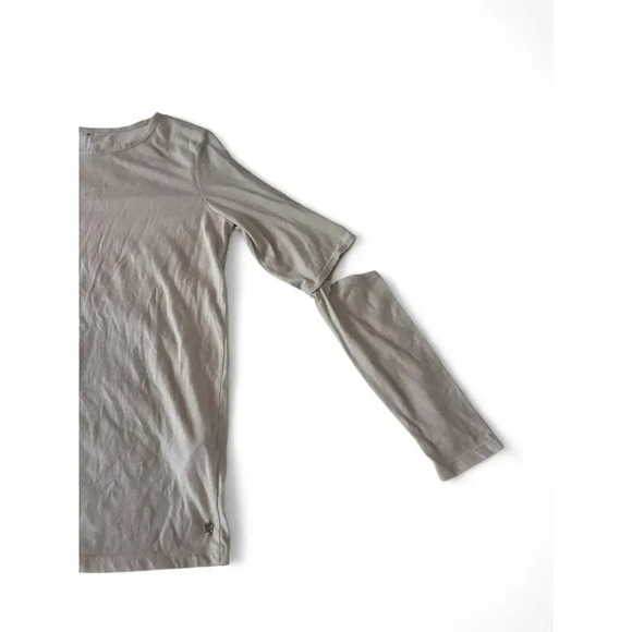 Fabletics Women's Long Sleeve Light Pink Lightweight Athletic Top Size M - Picture 4 of 7